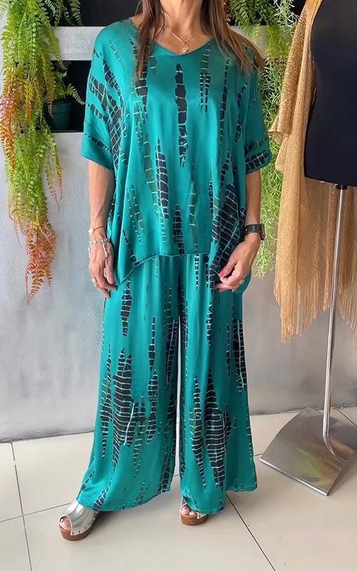 Emilia | Avslappnat tvådelat satinset med rund hals - Milafashion-se.com