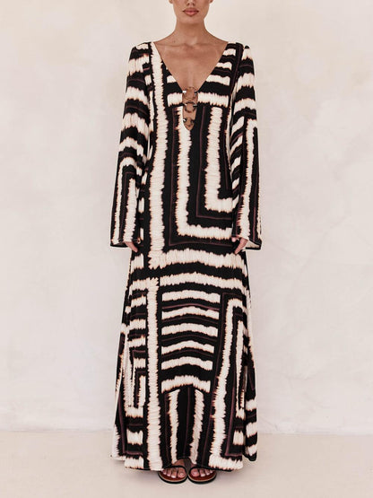 Flattering V-Neckline Unique Printed V Tie Ring Maxi Dress - Milafashion-se.com