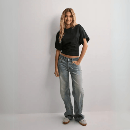ANANEA | T-SHIRT MED VID ÄRM